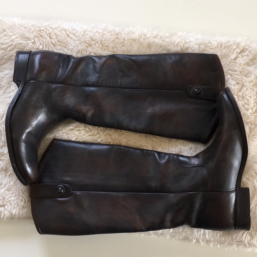 Classic Frye Melissa Button Boots